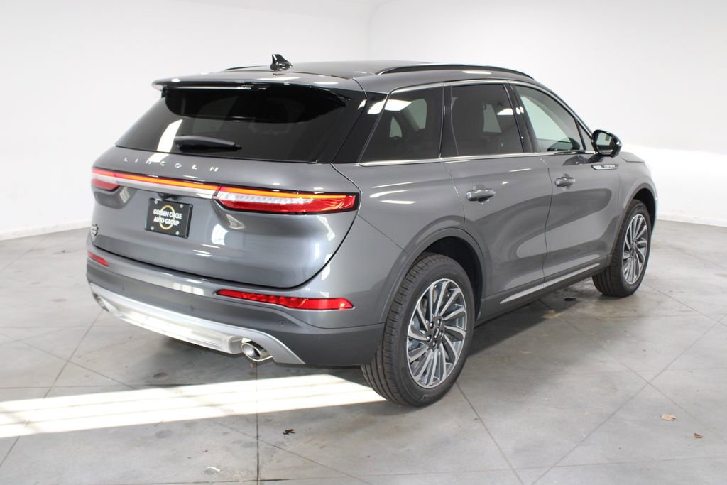 New 2026 Lincoln Corsair Reserve image 8