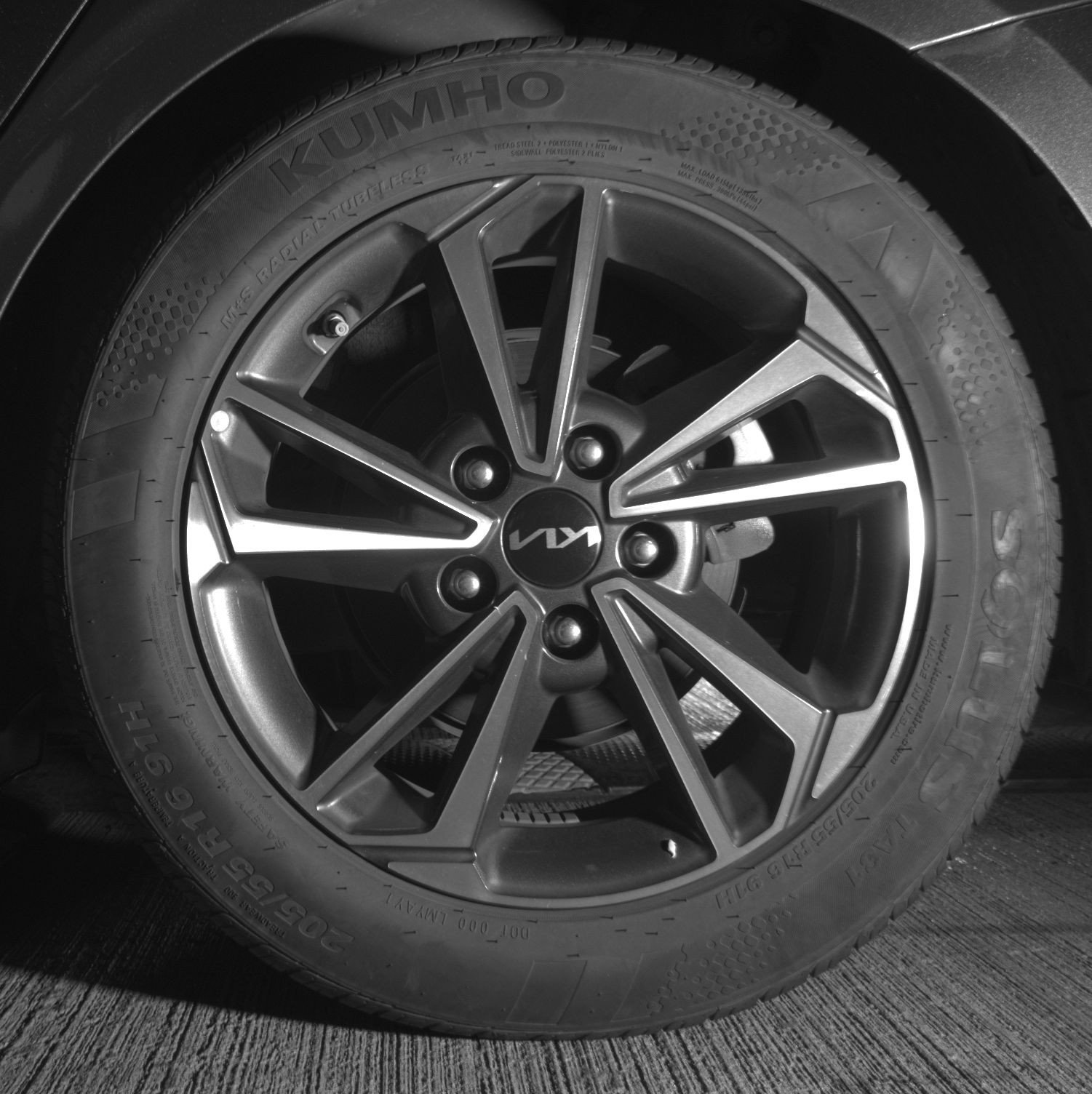 Used 2024 Kia Forte LXS image 19