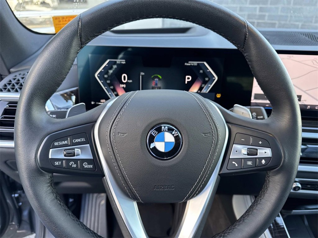 Used 2025 BMW X5 xDrive40i w/ Parking Assistance Package image 26