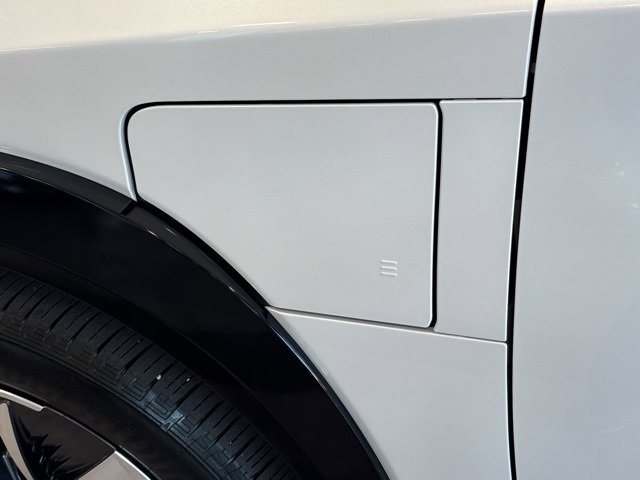 Used 2024 Lexus RZ 300e Premium image 33