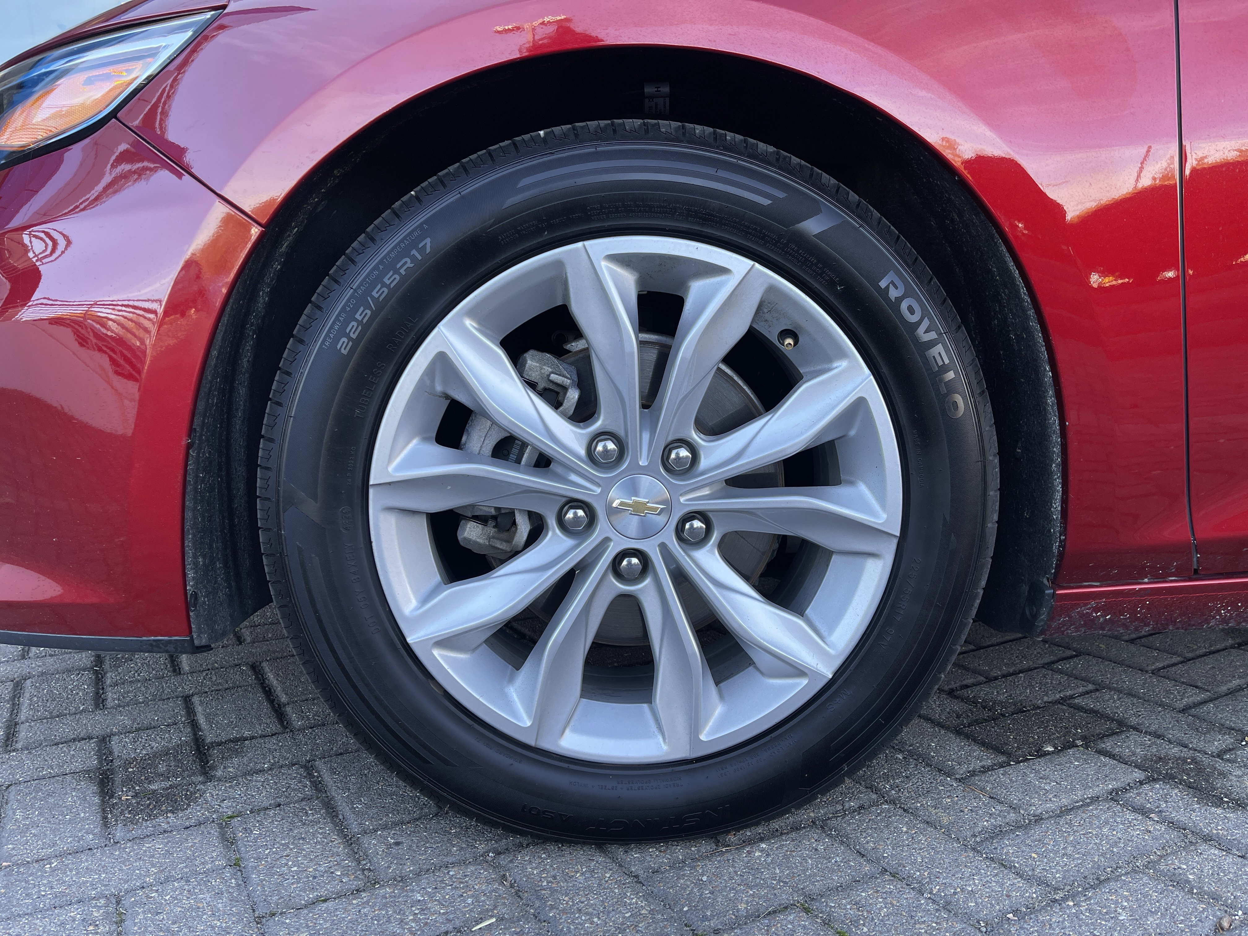 Used 2025 Chevrolet Malibu LT image 11