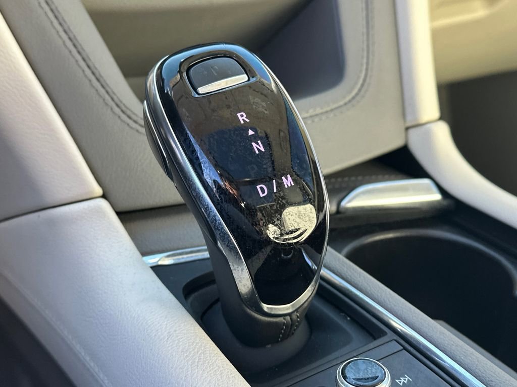 Certified 2022 Cadillac XT6 Premium Luxury w/ Technology Package image 31