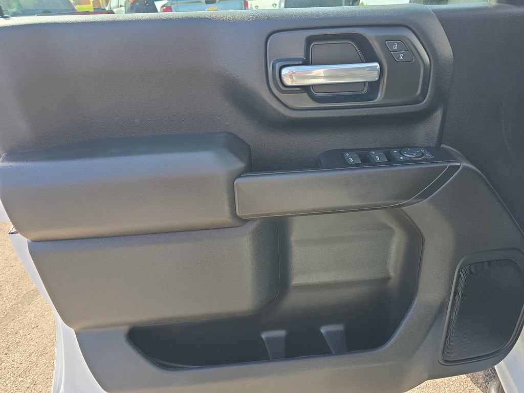 Used 2025 Chevrolet Silverado 3500 W/T AWD/4WD image 25
