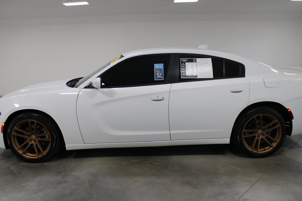Used 2016 Dodge Charger R/T RWD image 6