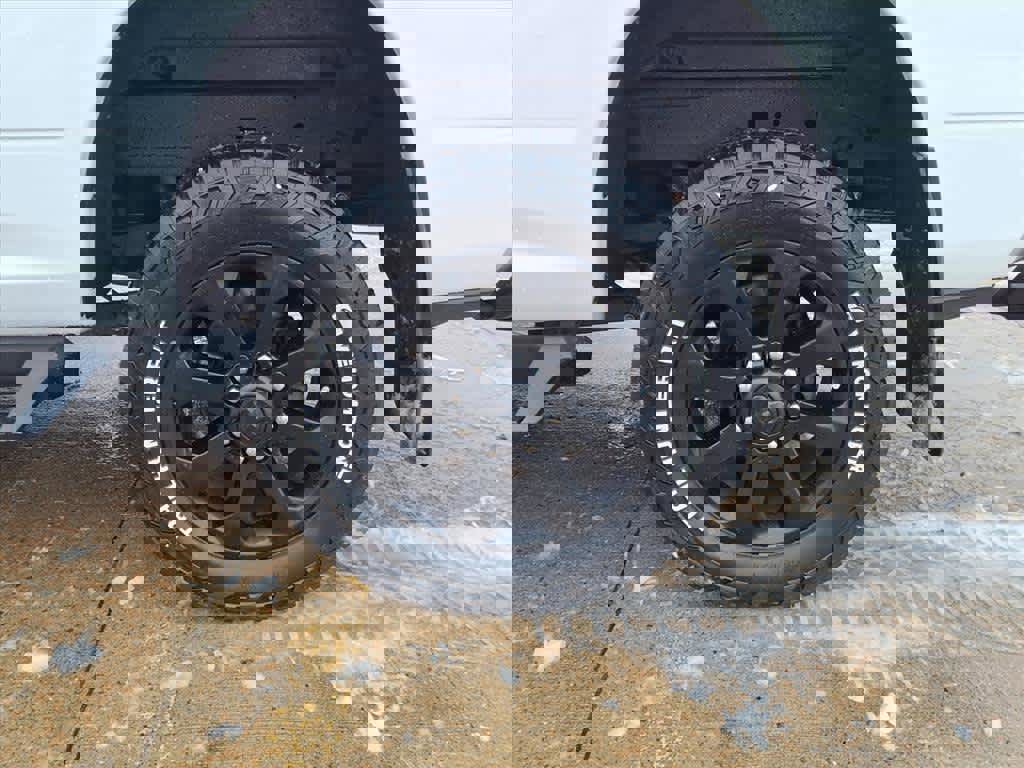 Used 2019 RAM 2500 Big Horn w/ Night Edition image 8