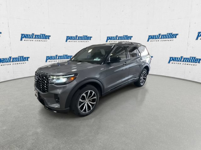 Used 2025 Ford Explorer ST-Line AWD/4WD image 5