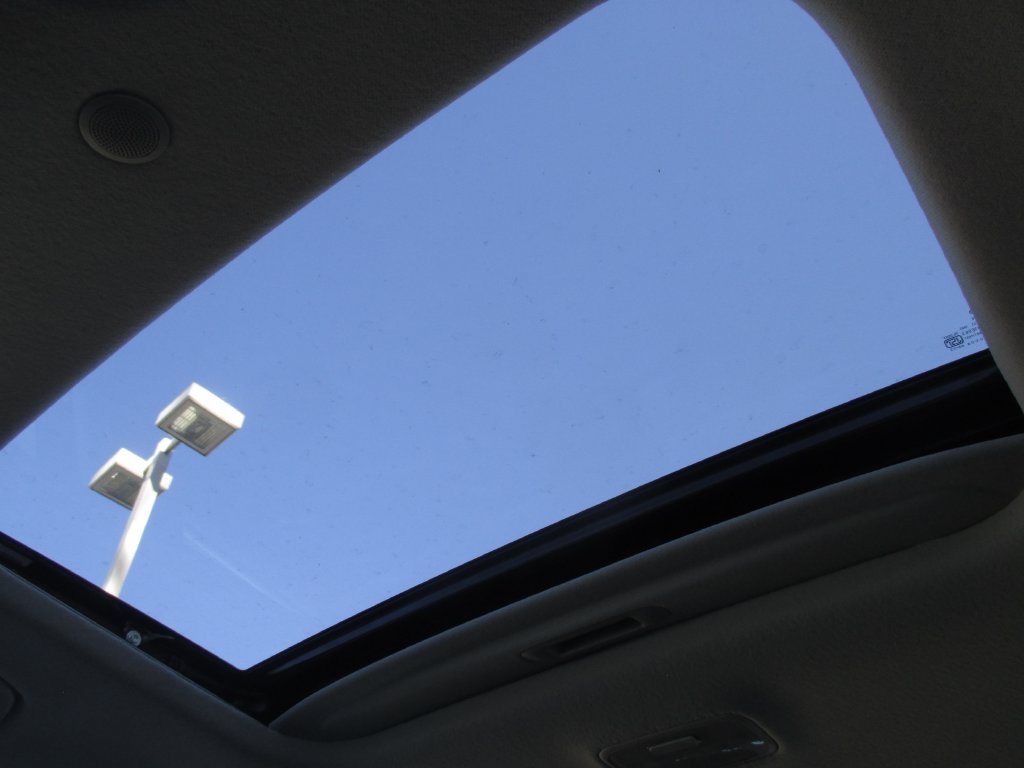 New 2026 Hyundai Venue SEL FWD image 10