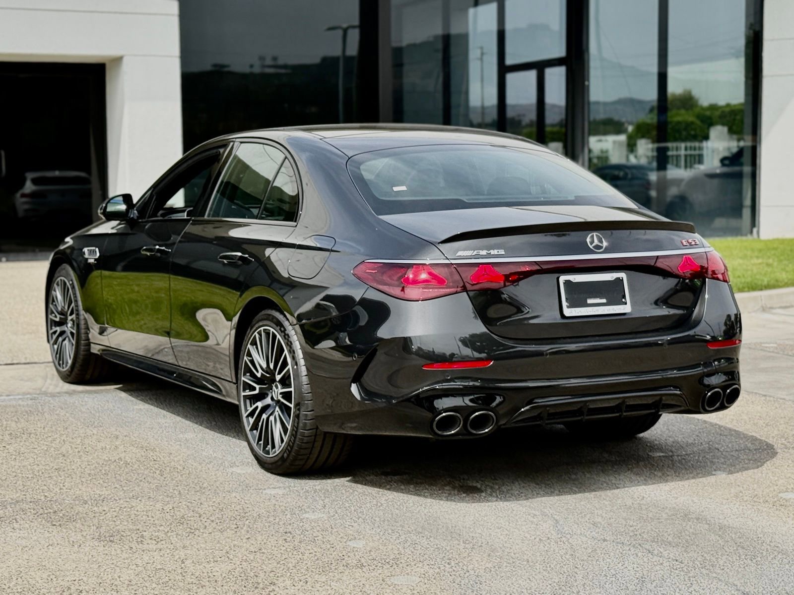 New 2026 Mercedes-Benz E 53 AMG e 4MATIC Sedan image 11