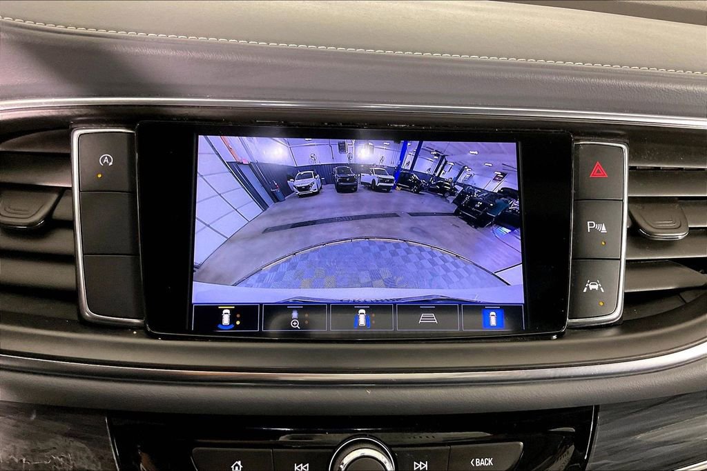 Used 2022 Buick Enclave Premium image 30