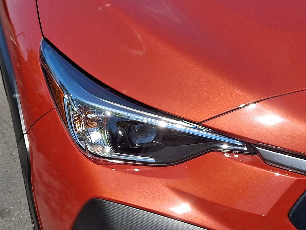 Used 2025 Subaru Crosstrek 2.0i Premium AWD/4WD image 9
