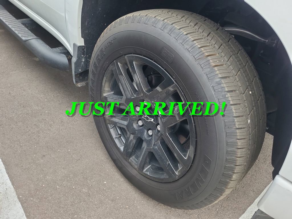 Used 2025 Chevrolet Silverado 1500 Custom w/ Rally Edition image 4