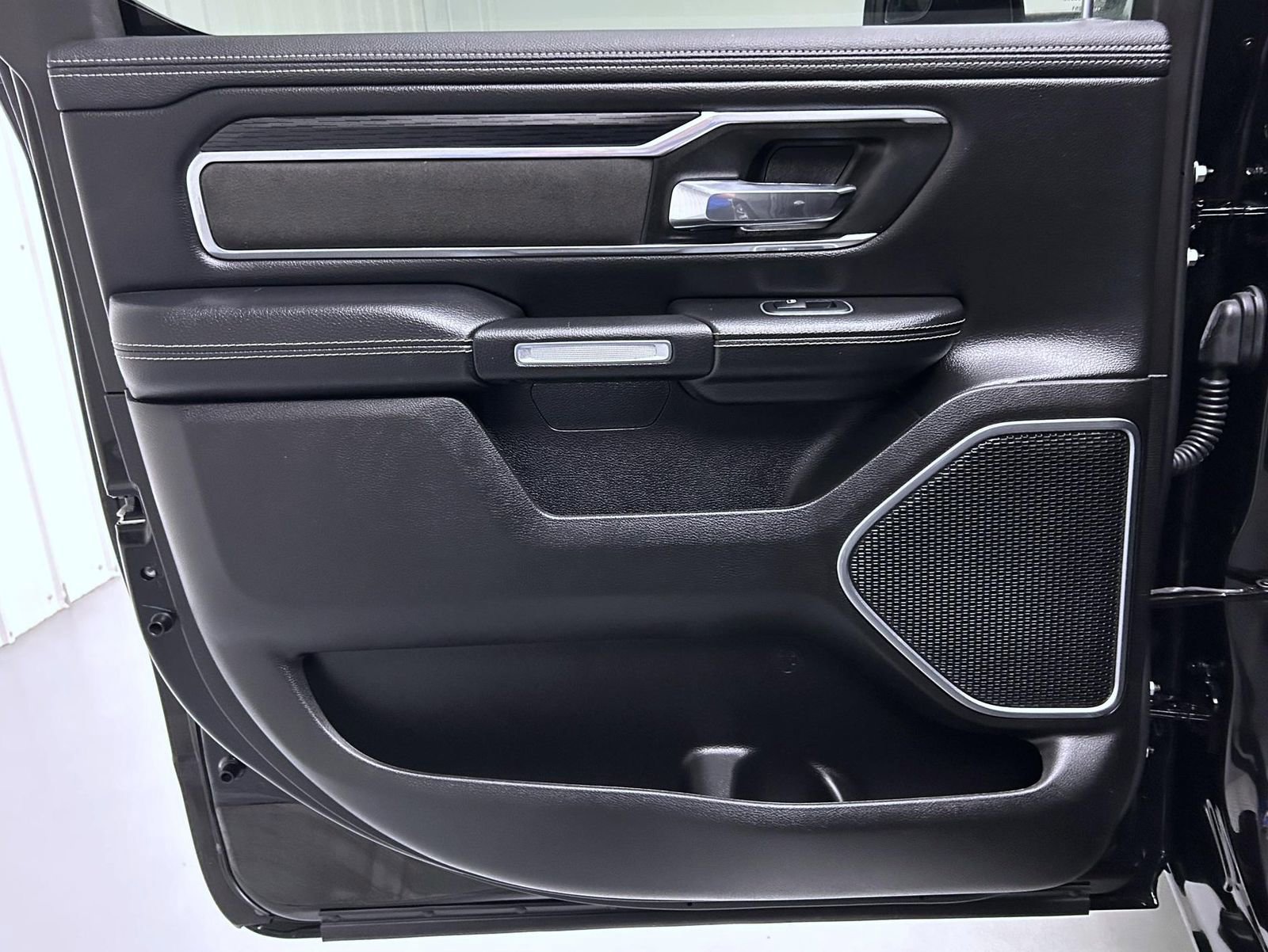 Used 2023 RAM 1500 Laramie image 20