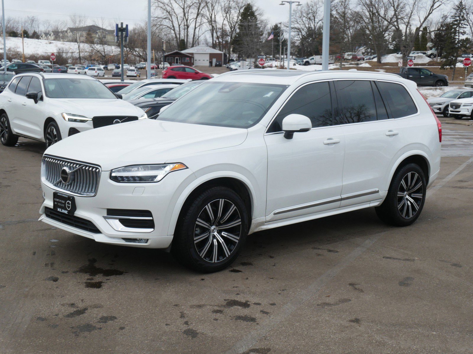 Certified 2024 Volvo XC90 B6 Core w/ Climate Package image 3