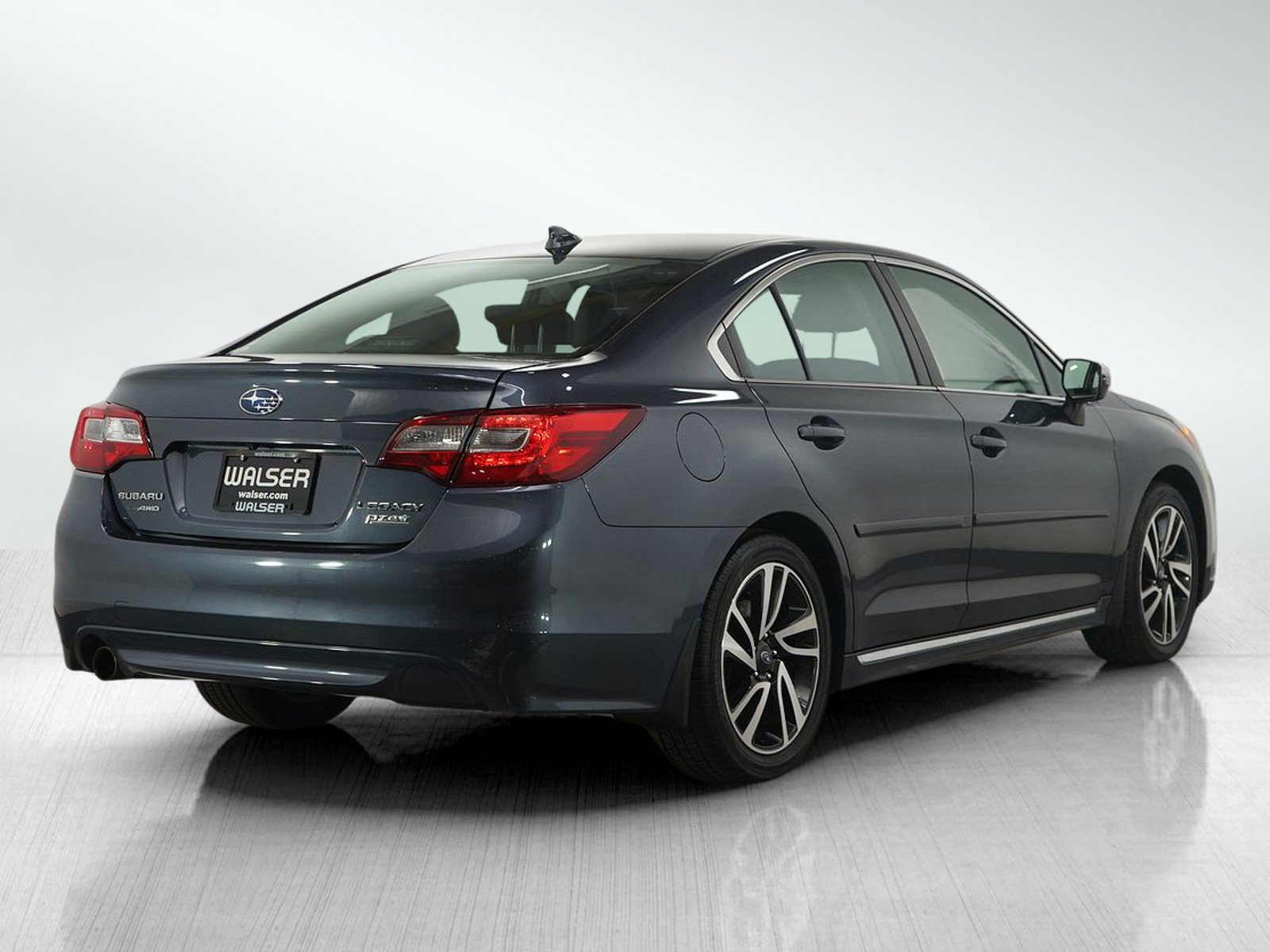 Used 2017 Subaru Legacy 2.5i Sport w/ Popular Package #2A image 5