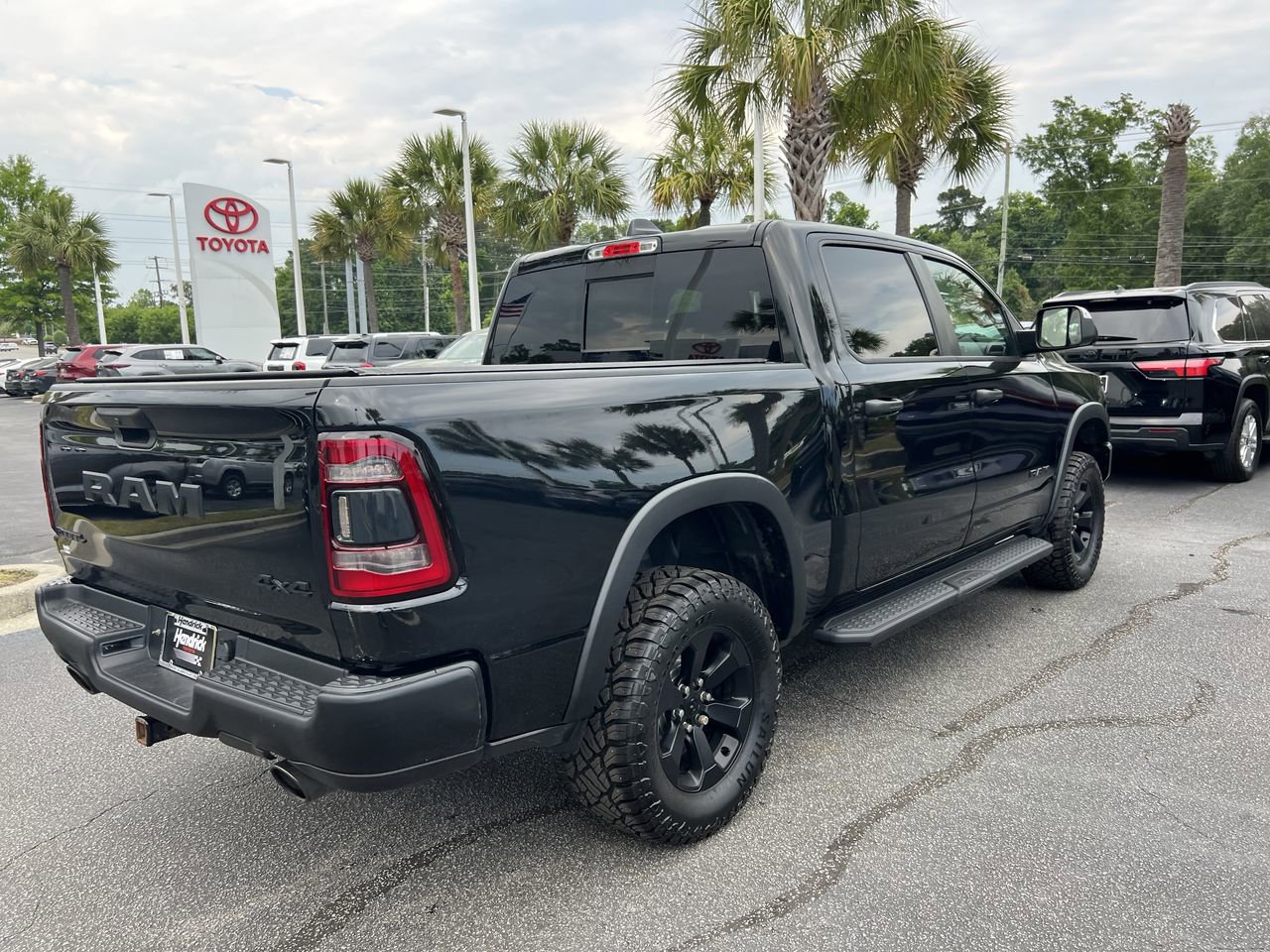 Used 2022 RAM 1500 Rebel w/ Level 1 Equipment Group AWD/4WD image 10
