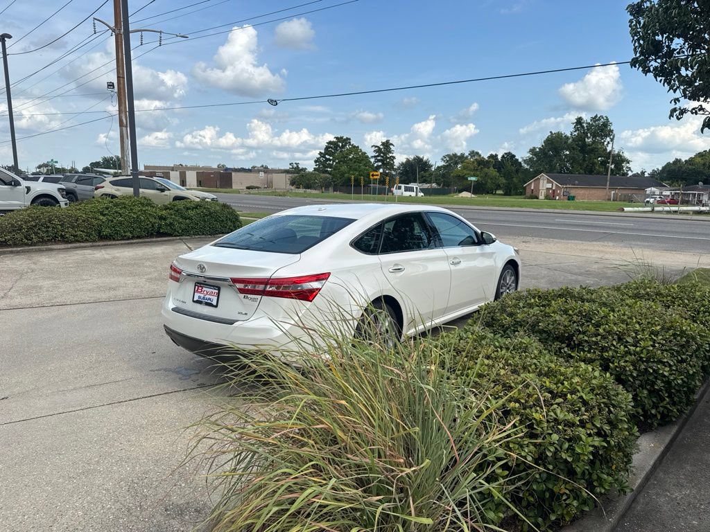 Used 2014 Toyota Avalon XLE Touring FWD image 7