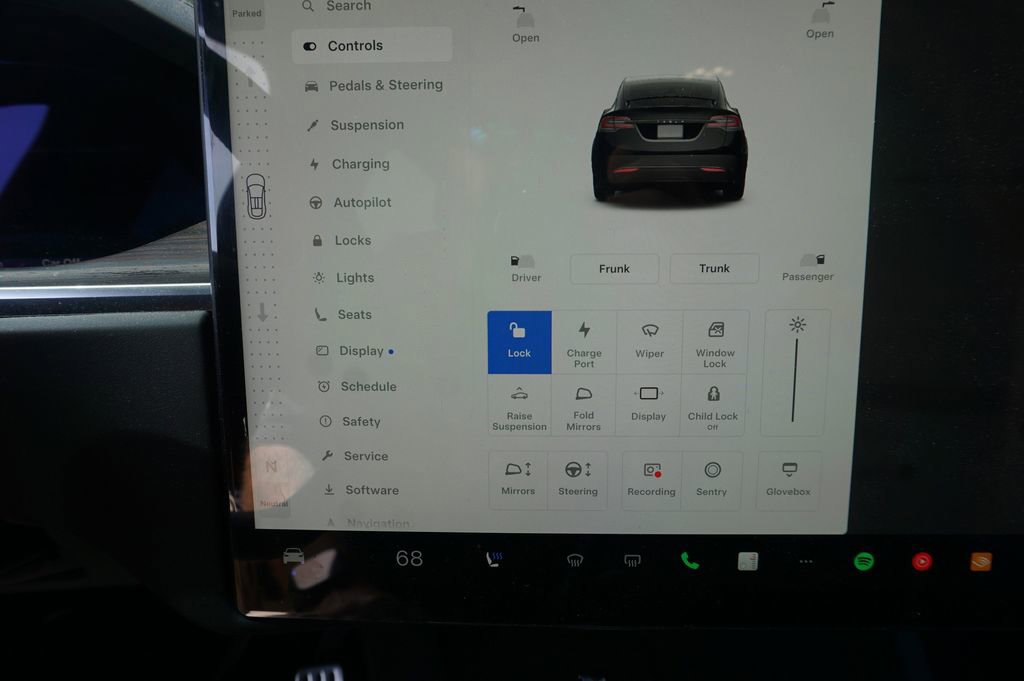 Used 2023 Tesla Model X image 6