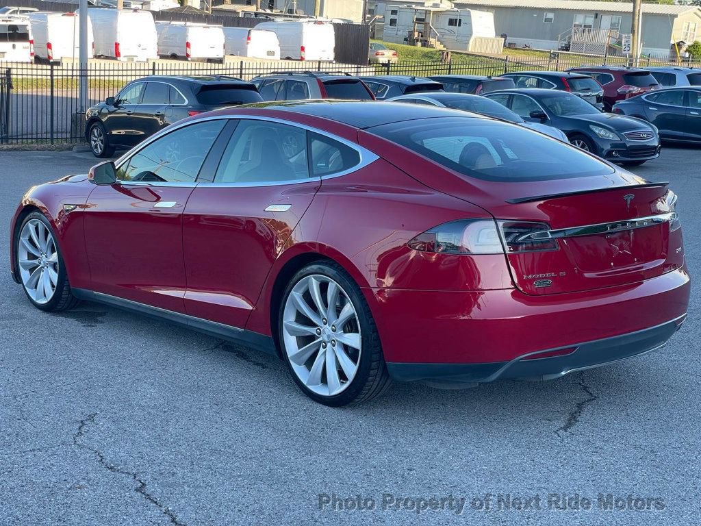 Used 2013 Tesla Model S Performance RWD image 5