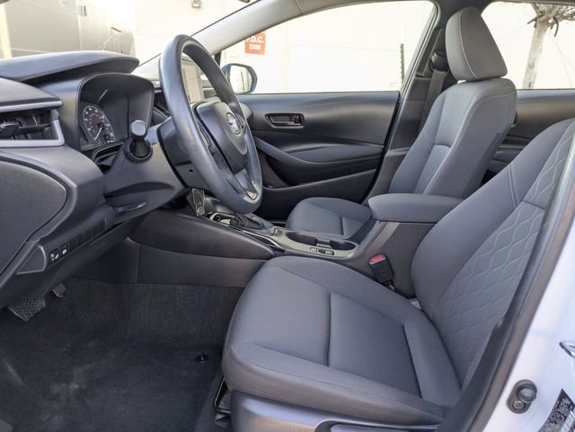Used 2025 Toyota Corolla LE image 22