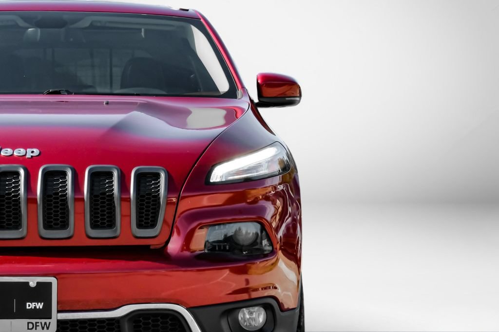 Used 2017 Jeep Cherokee Limited w/ Luxury Group AWD/4WD image 51