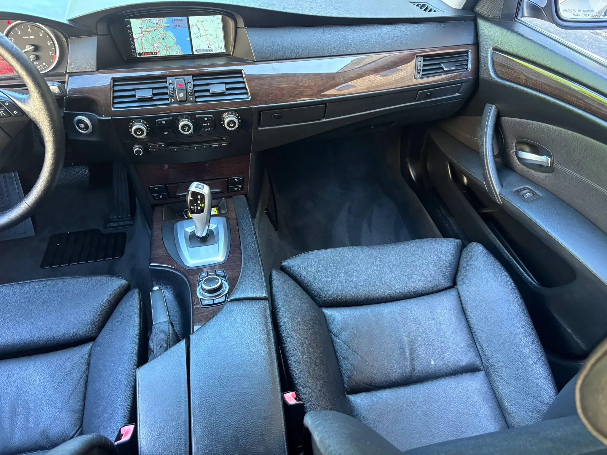 Used 2010 BMW 535i xDrive Wagon AWD/4WD image 26
