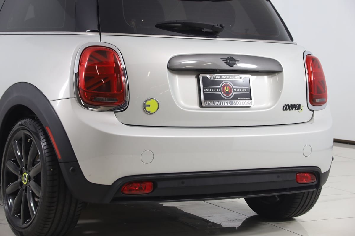 Used 2021 MINI Cooper SE w/ 6.5" Touchscreen Package FWD image 23