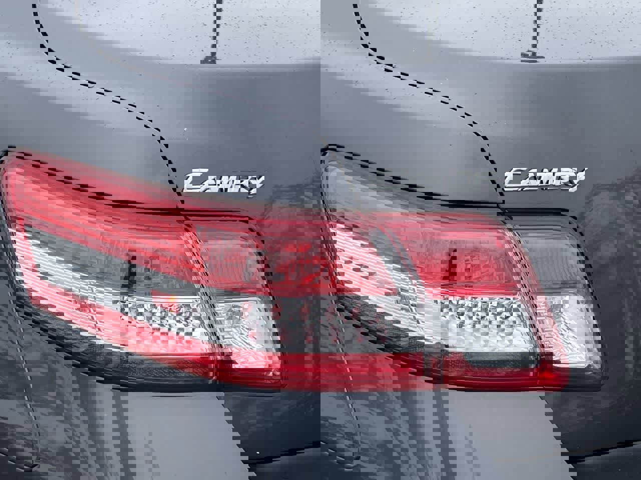 Used 2010 Toyota Camry LE image 33