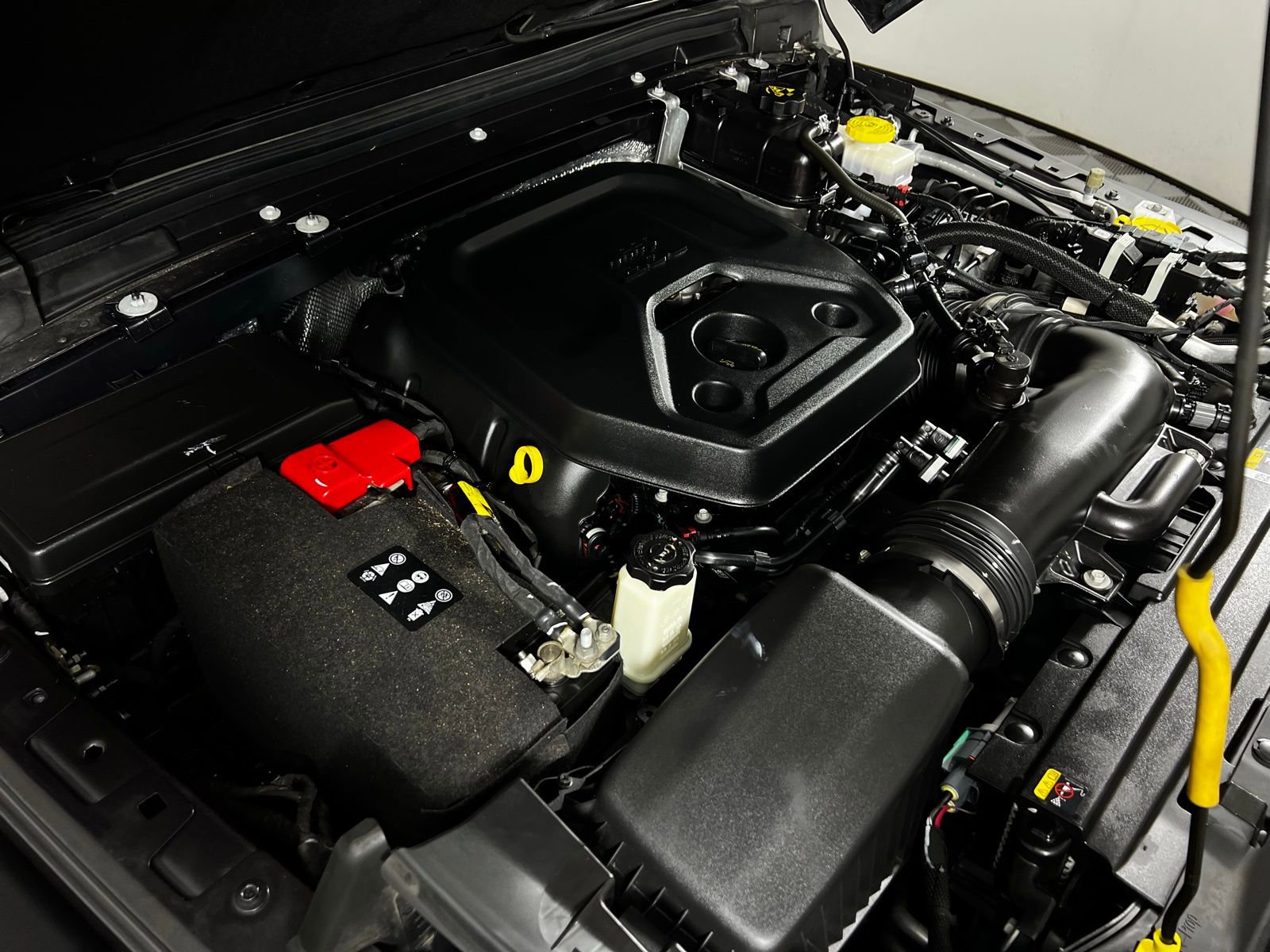 Used 2024 Jeep Wrangler Sport S image 10