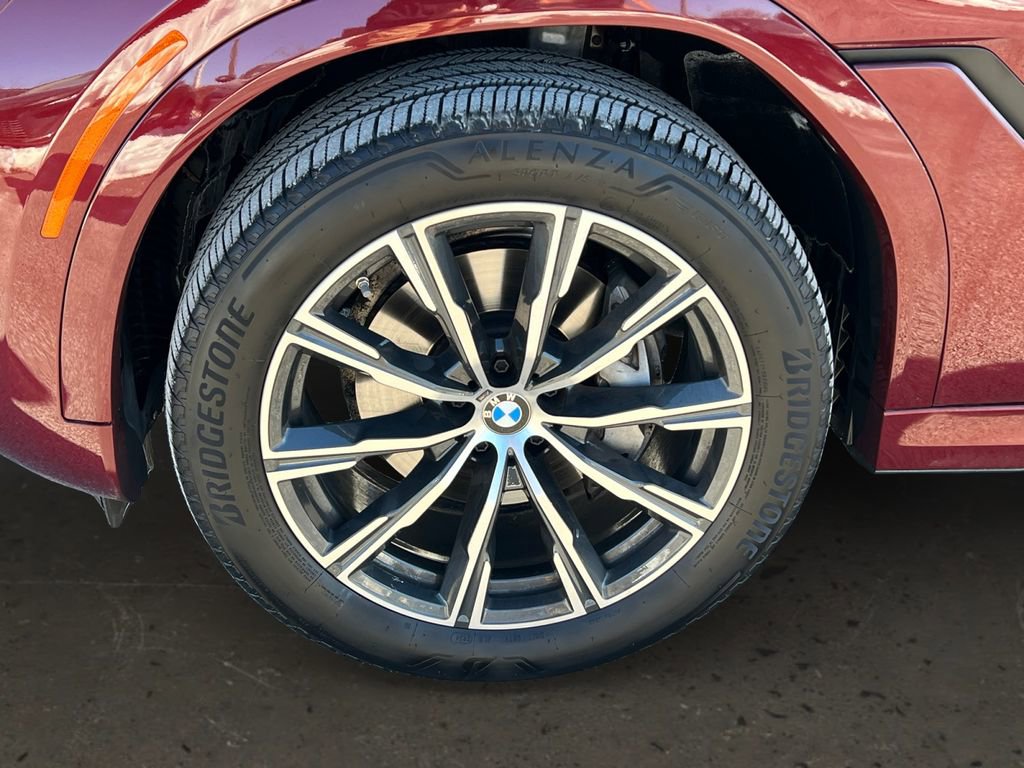 Used 2025 BMW X6 xDrive40i image 28