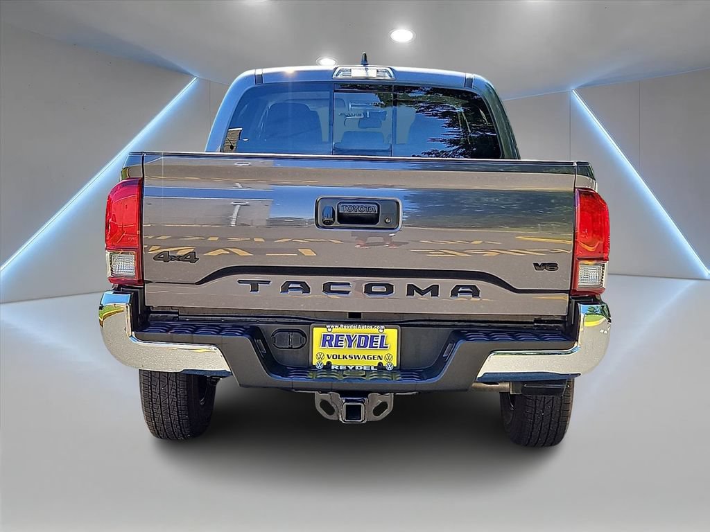Used 2023 Toyota Tacoma SR5 w/ Black Out Package (TMS) AWD/4WD image 6