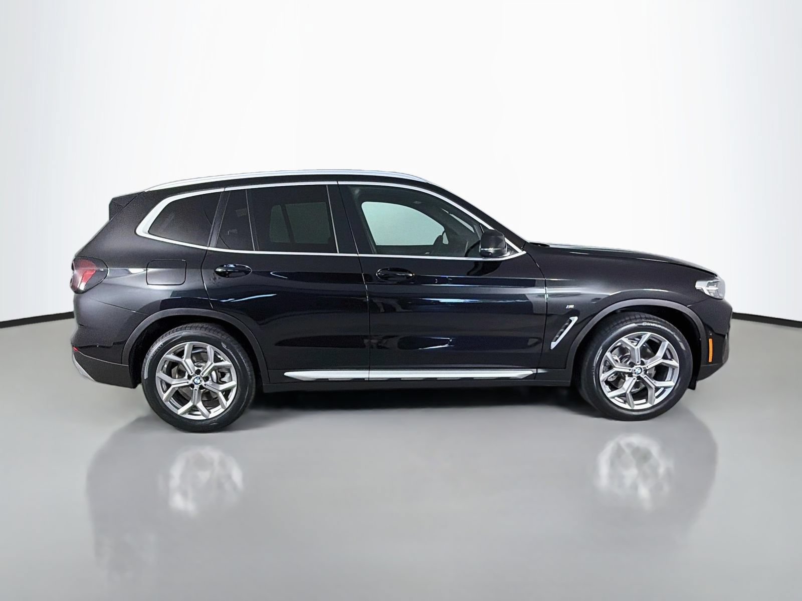 Used 2023 BMW X3 sDrive30i w/ Convenience Package RWD image 8