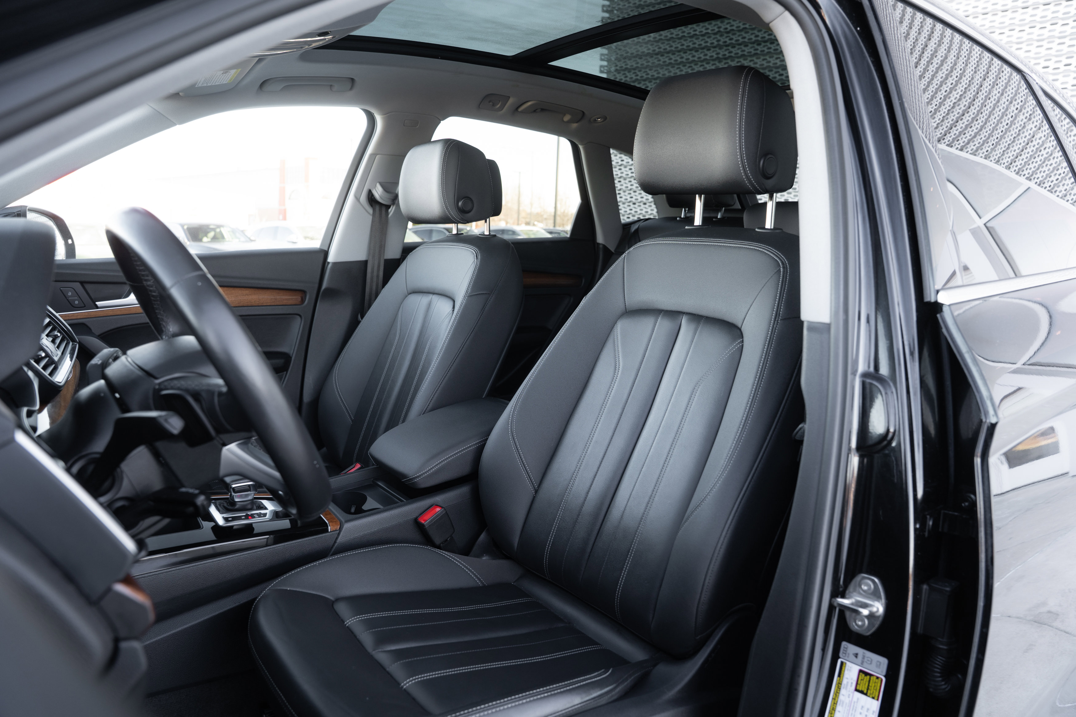 Certified 2023 Audi Q5 2.0T Premium w/ Convenience Package image 21