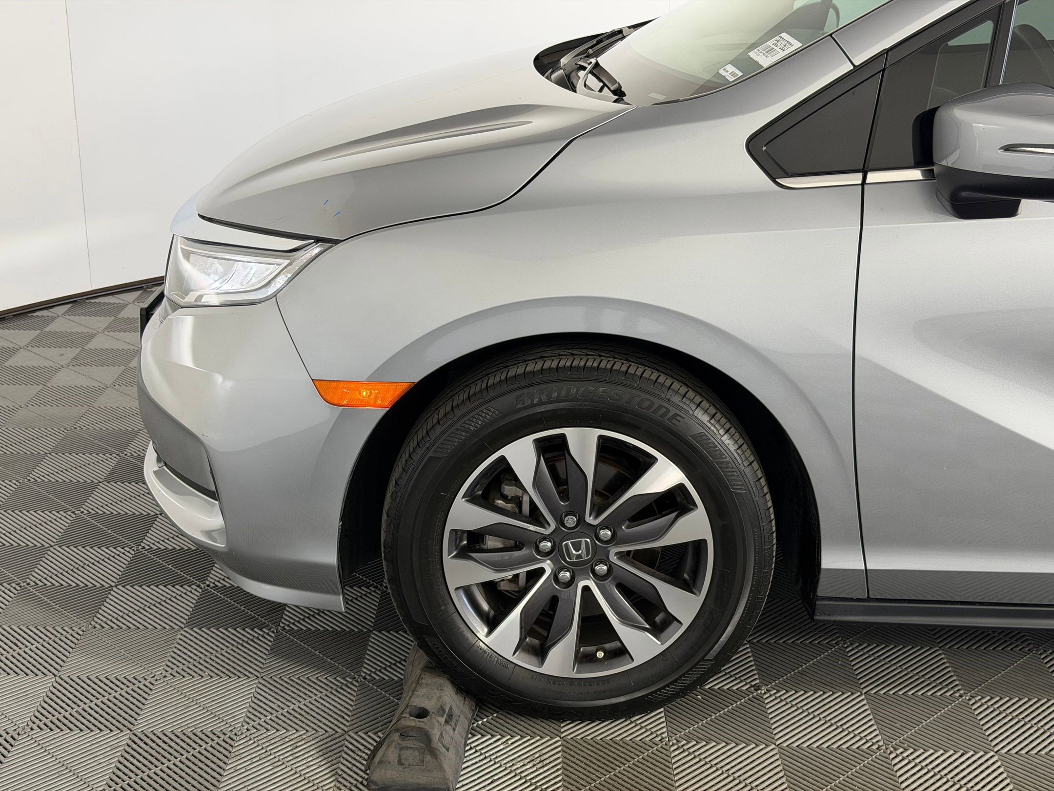 Used 2023 Honda Odyssey EX-L image 9