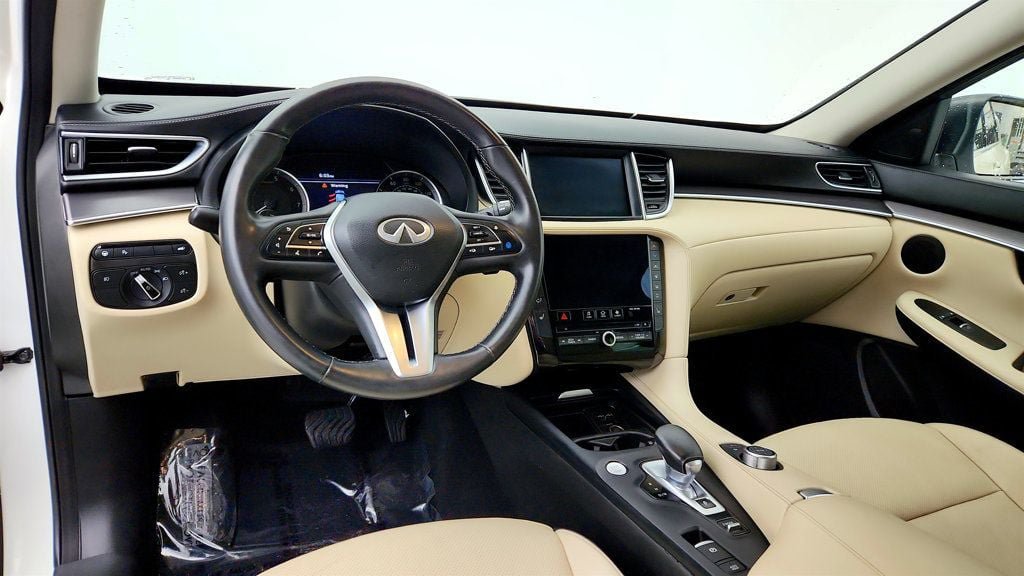 Used 2022 INFINITI QX50 Luxe AWD/4WD image 13