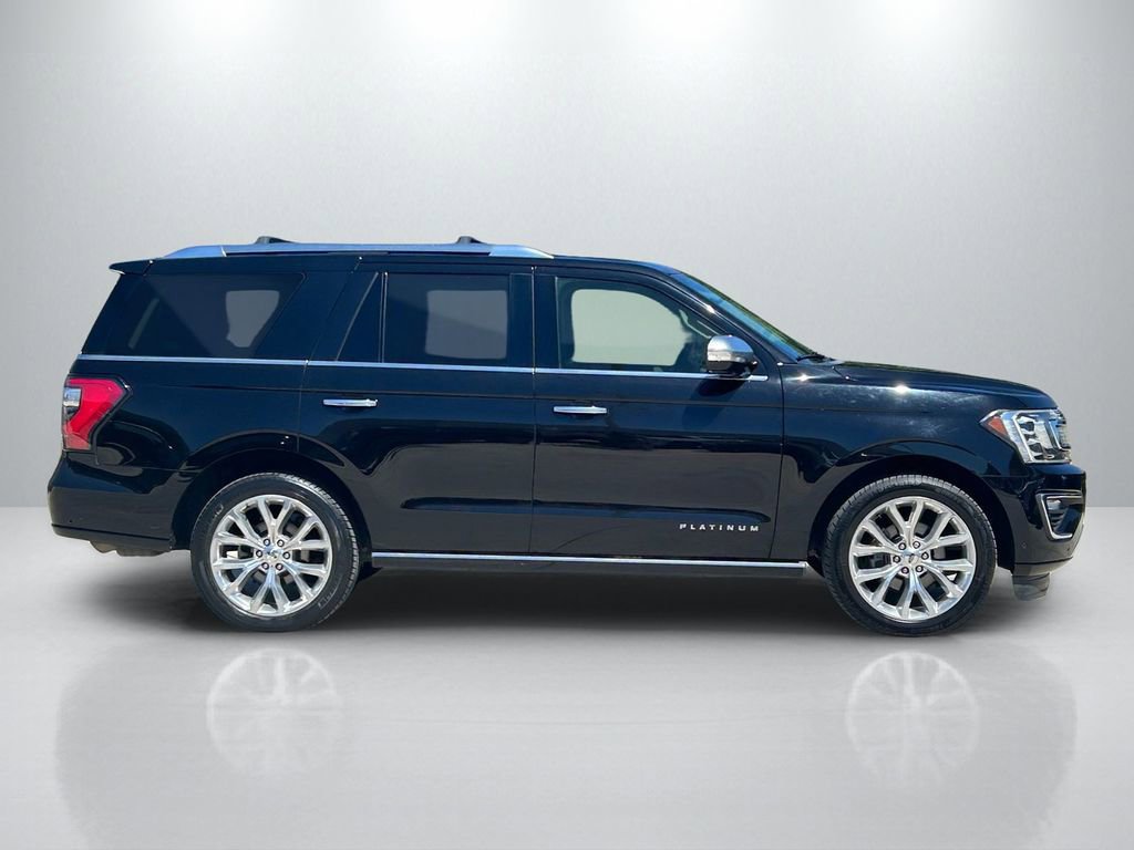 Used 2019 Ford Expedition Platinum RWD image 4