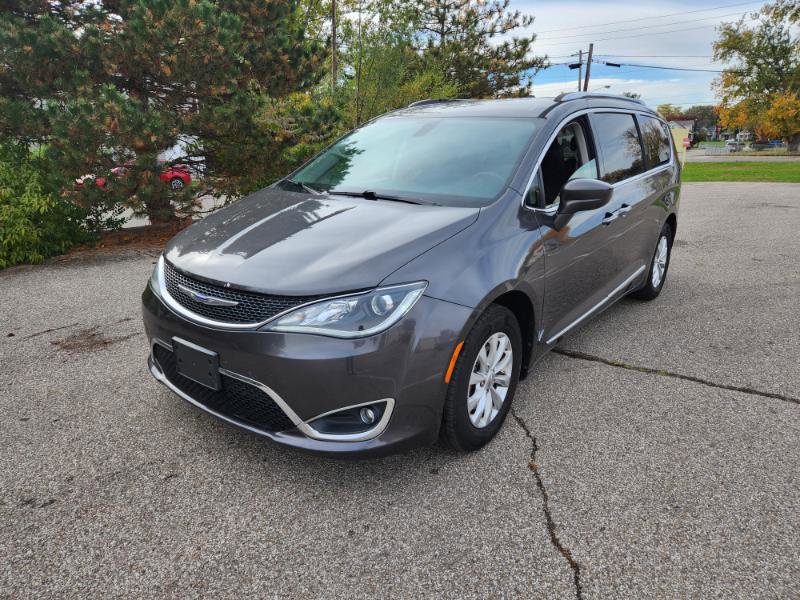Used 2018 Chrysler Pacifica Touring-L