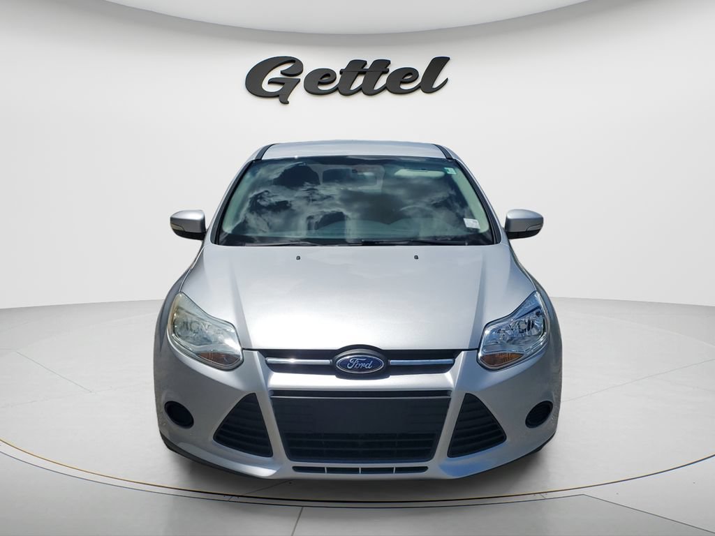 Used 2014 Ford Focus SE FWD image 2