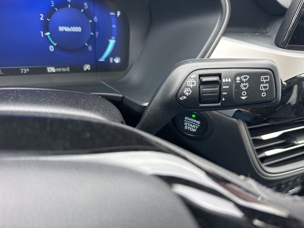 Used 2022 Ford Escape SEL w/ Technology Package image 27