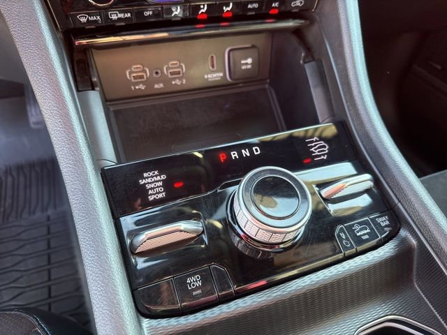 Used 2024 Jeep Grand Cherokee Trailhawk w/ Luxury Tech Group III image 29