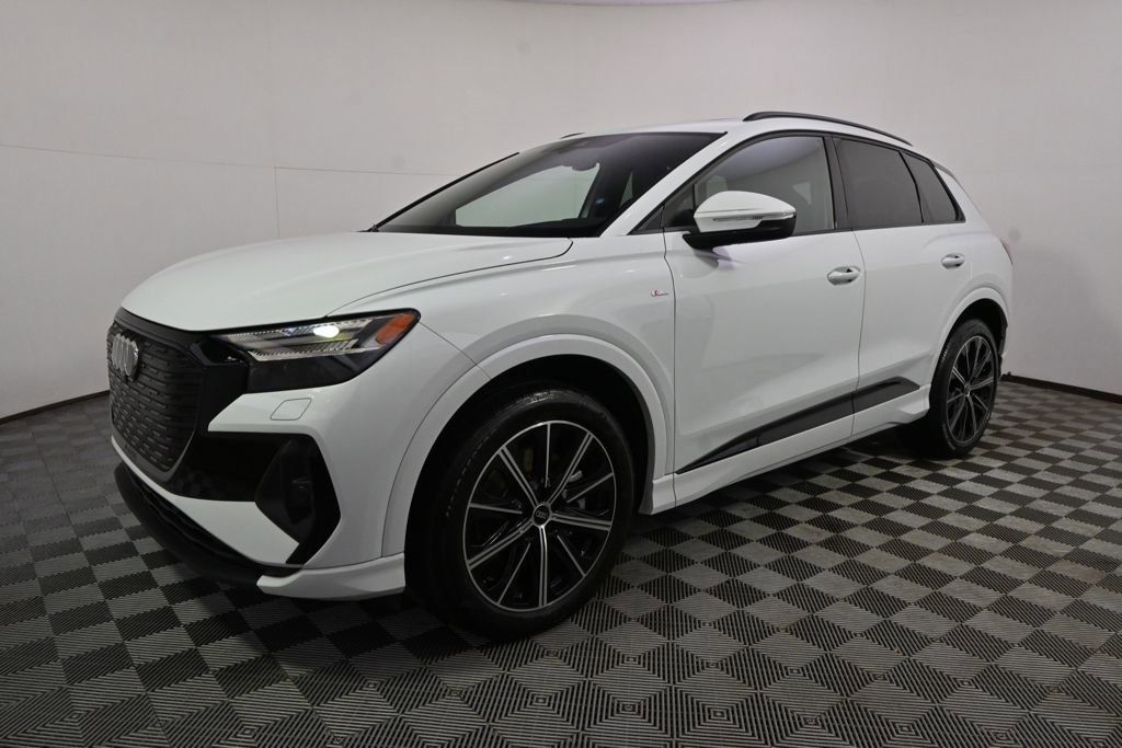 Used 2022 Audi Q4 e-tron Prestige image 2