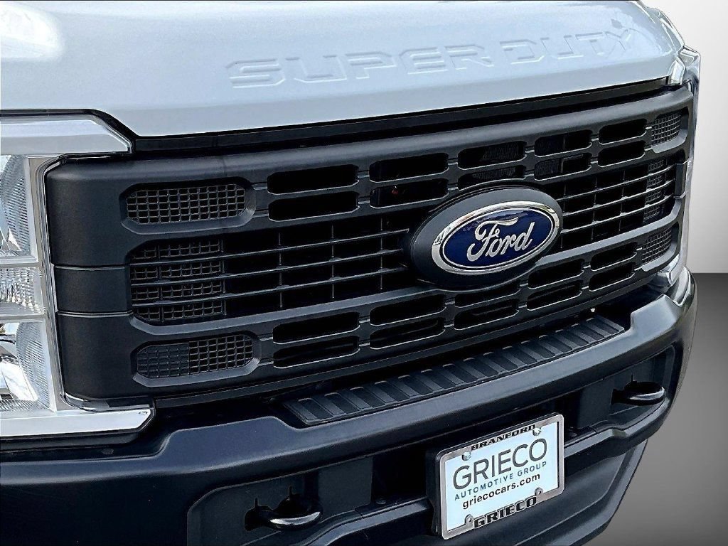 Used 2025 Ford F250 XL AWD/4WD image 31