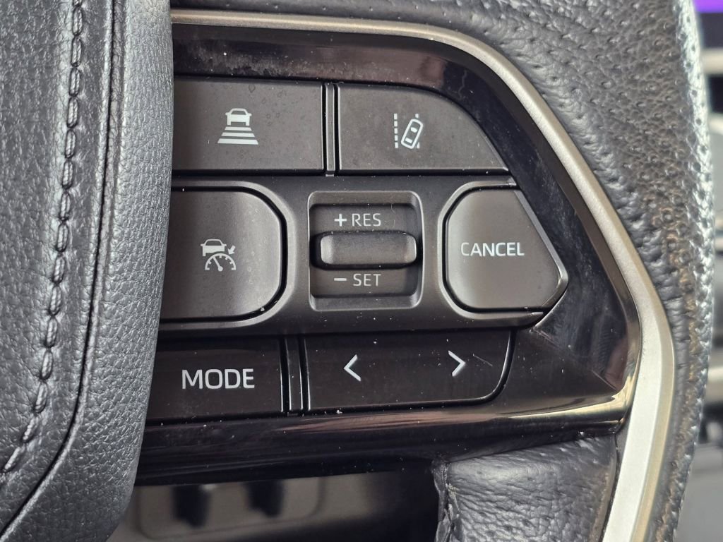 Used 2022 Toyota Tundra Limited w/ TRD Off-Road Package AWD/4WD image 15