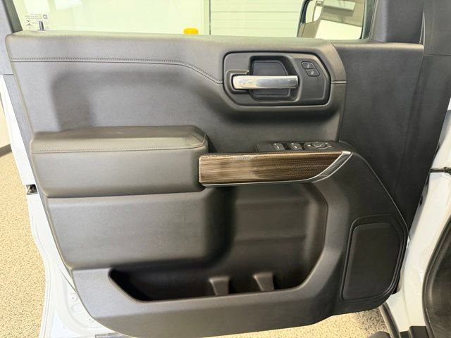 Used 2019 Chevrolet Silverado 1500 LT Trail Boss AWD/4WD image 8