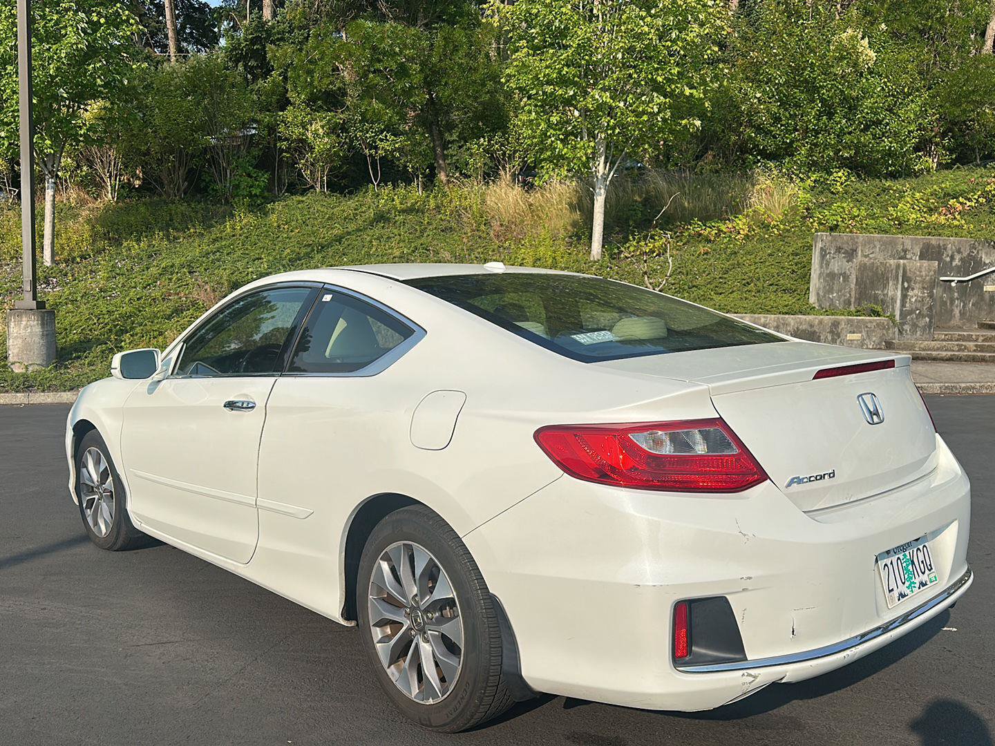 Used 2013 Honda Accord EX-L image 2