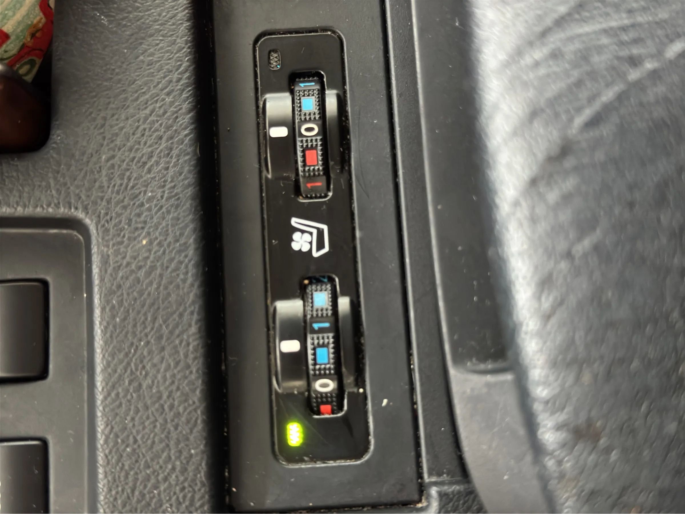 Used 2013 Lexus RX 450h FWD w/ Navigation Pkg image 35