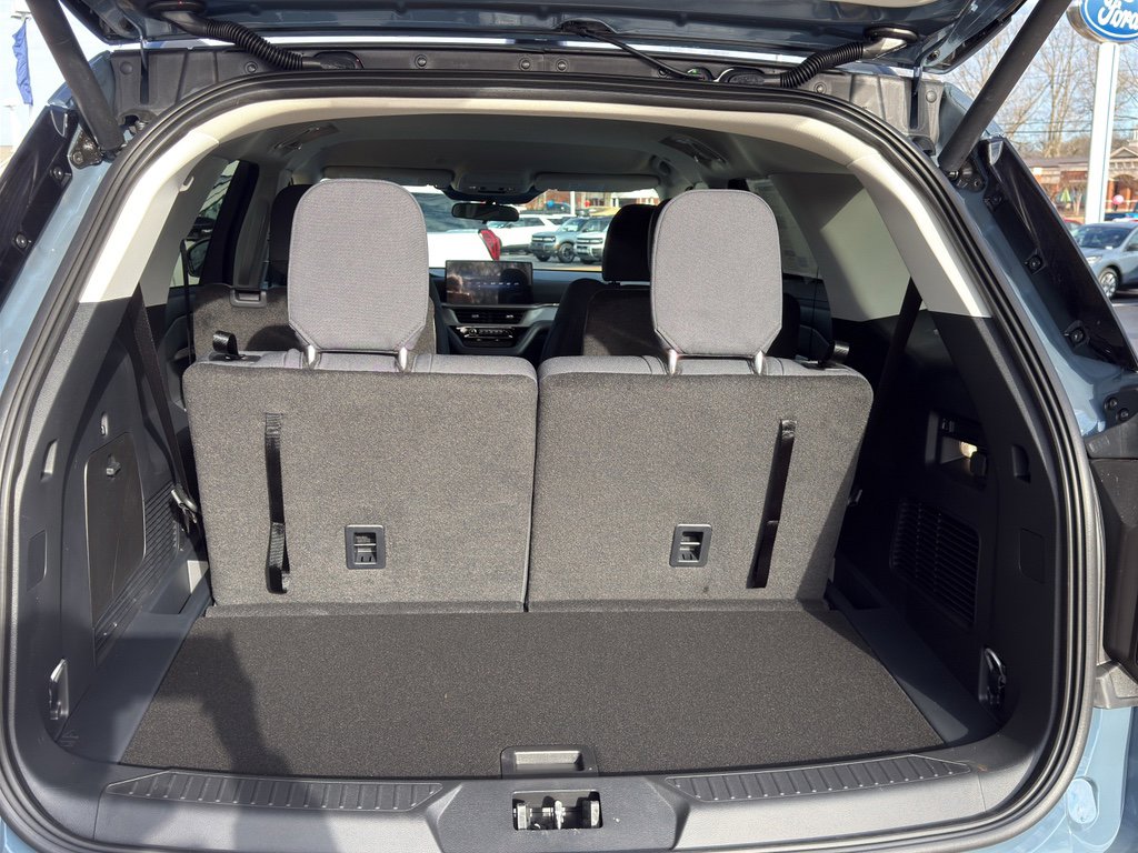 New 2026 Ford Explorer Active image 9