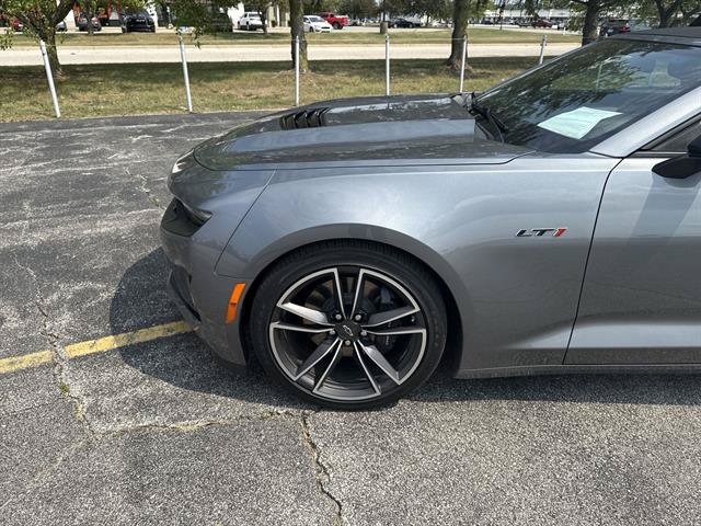 Used 2021 Chevrolet Camaro LT w/ Technology Package RWD image 19
