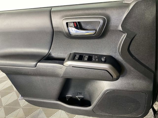 Used 2022 Toyota Tacoma TRD Sport w/ Technology Package AWD/4WD image 20