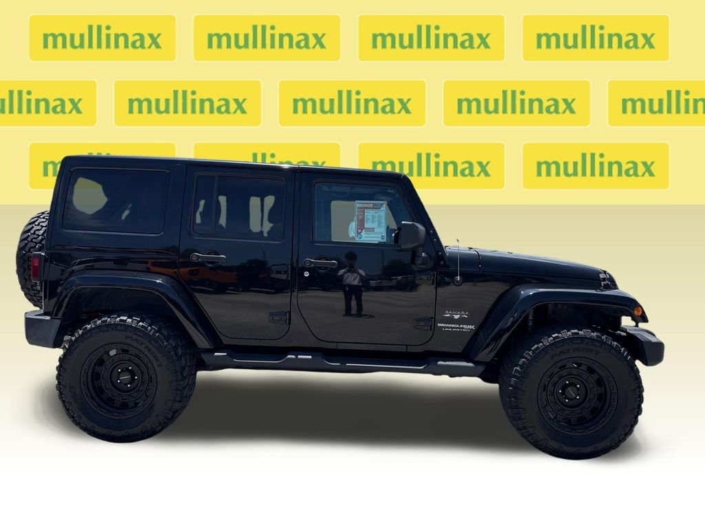 Used 2018 Jeep Wrangler Unlimited Sahara w/ Connectivity Group AWD/4WD image 2