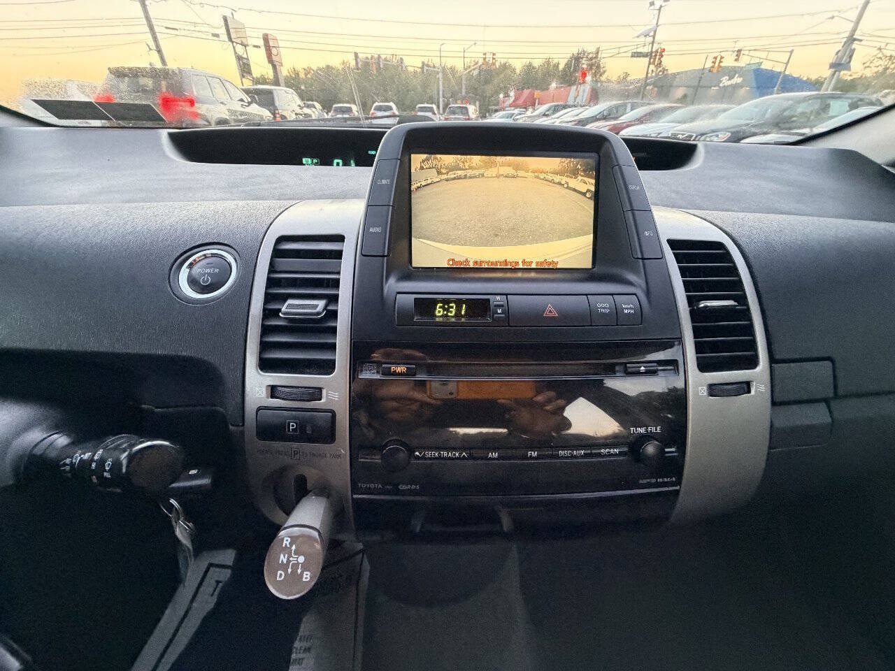 Used 2007 Toyota Prius w/ Pkg 2 FWD image 11